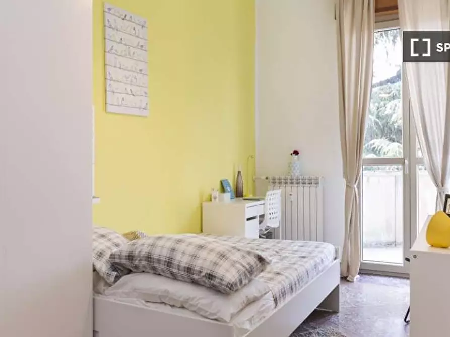 Immagine 2 di Camera condivisa in affitto  in Viale Giovanni Vicini a Bologna