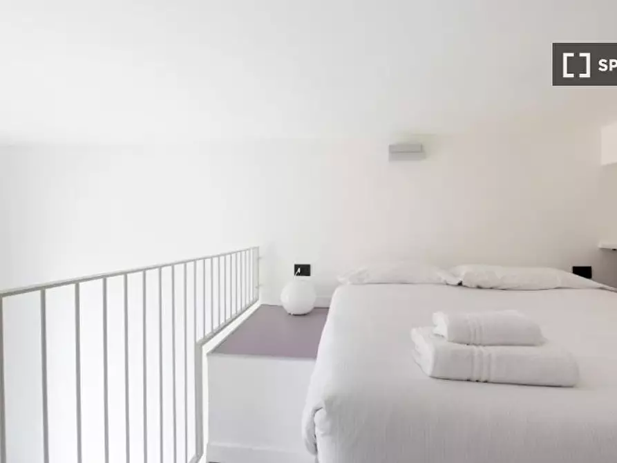 Immagine 8 di Ufficio in affitto  in Corso Magenta a Milano