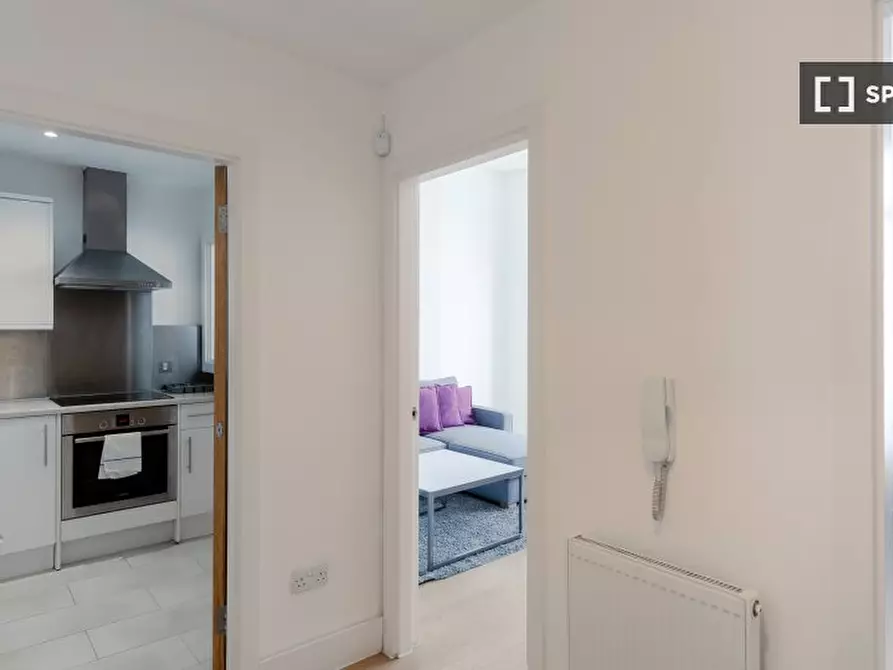 Immagine 9 di Appartamento in affitto  in Apartment a Kensington