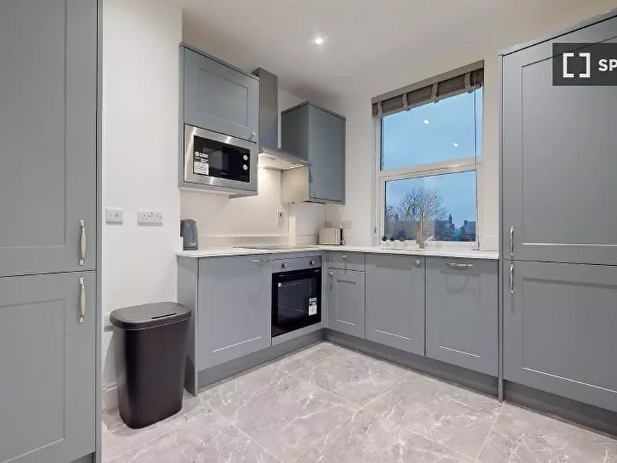 Immagine 9 di Appartamento in affitto  in Blenheim Gardens a Brent