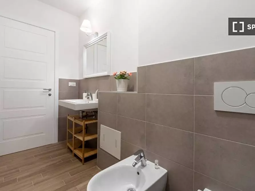 Immagine 8 di Appartamento in affitto  in Via Giuseppe Massarenti a Bologna