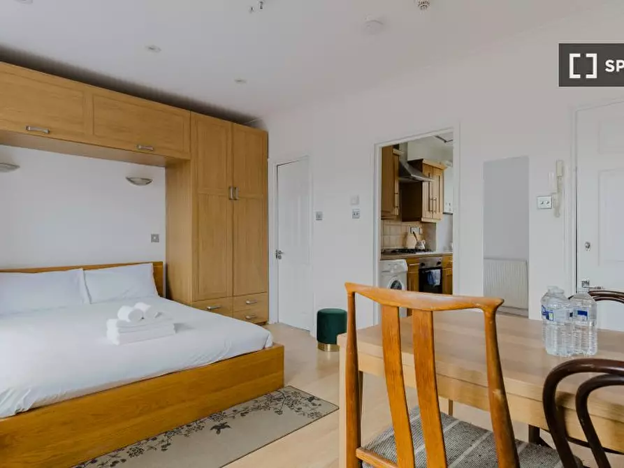 Immagine 1 di Appartamento in affitto  in Broadley St a Paddington