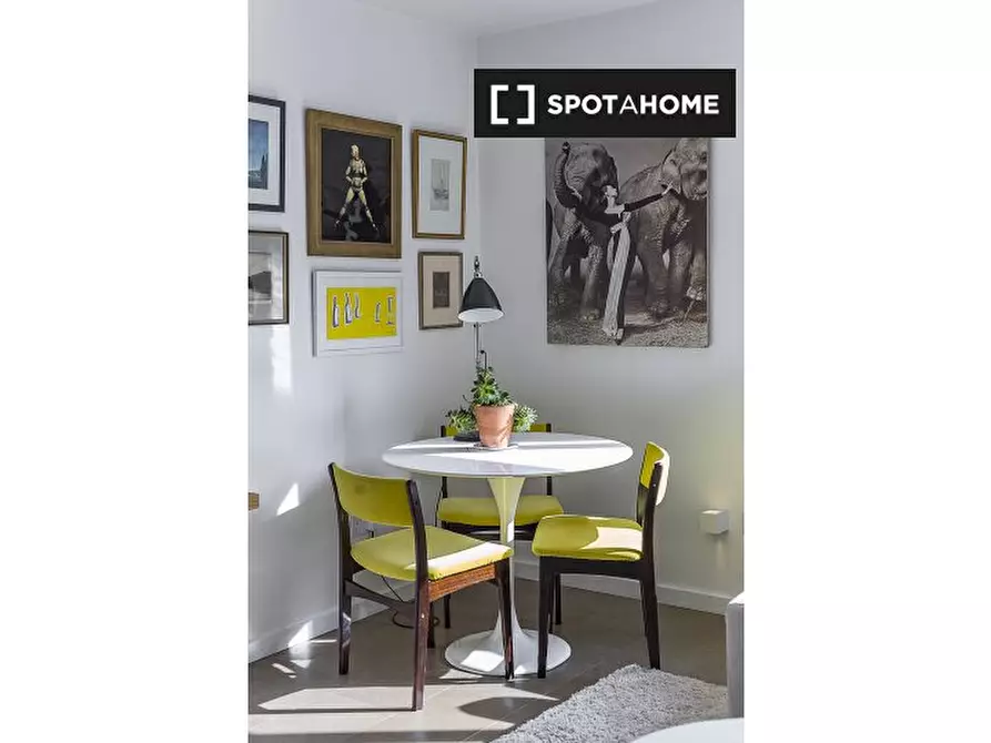 Immagine 5 di Appartamento in affitto  in Edbrooke Road a Paddington