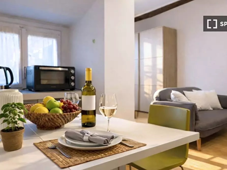 Immagine 6 di Ufficio in affitto  in Via Amerigo Vespucci a Milano