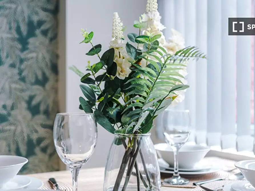 Immagine 15 di Appartamento in affitto  in Alpha St a 