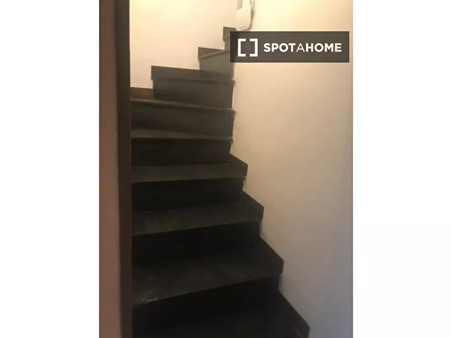 Immagine 8 di Appartamento in affitto  in Via Pellegrini a Napoli