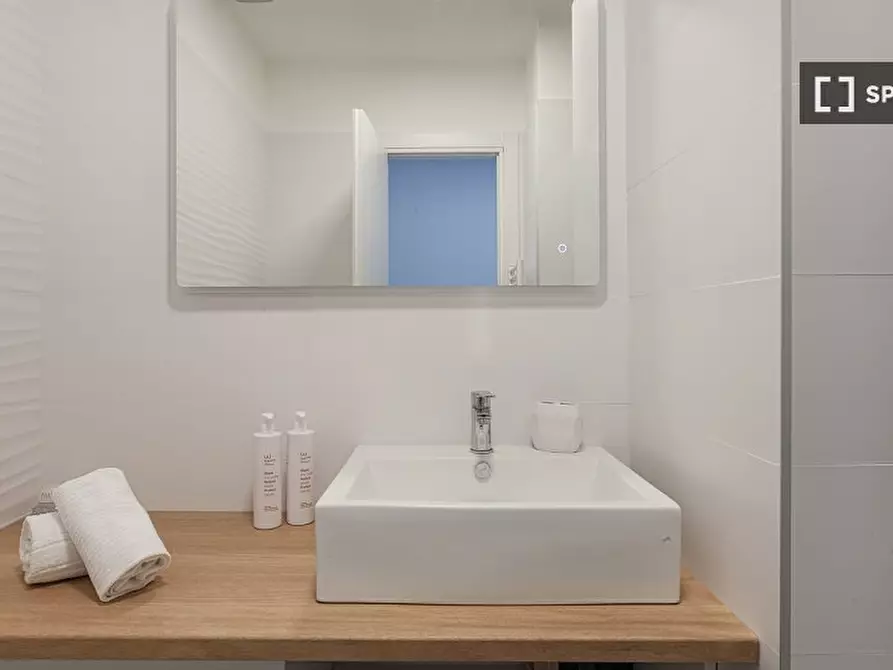 Immagine 7 di Ufficio in affitto  in Via di Sottoripa a Genova