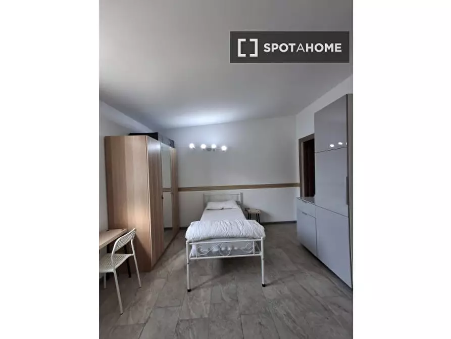 Immagine 4 di Ufficio in affitto  in Via Castellammare a Milano