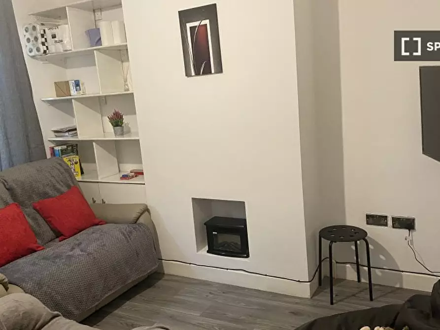 Immagine 18 di Camera condivisa in affitto  in Waterloo Promenade a 