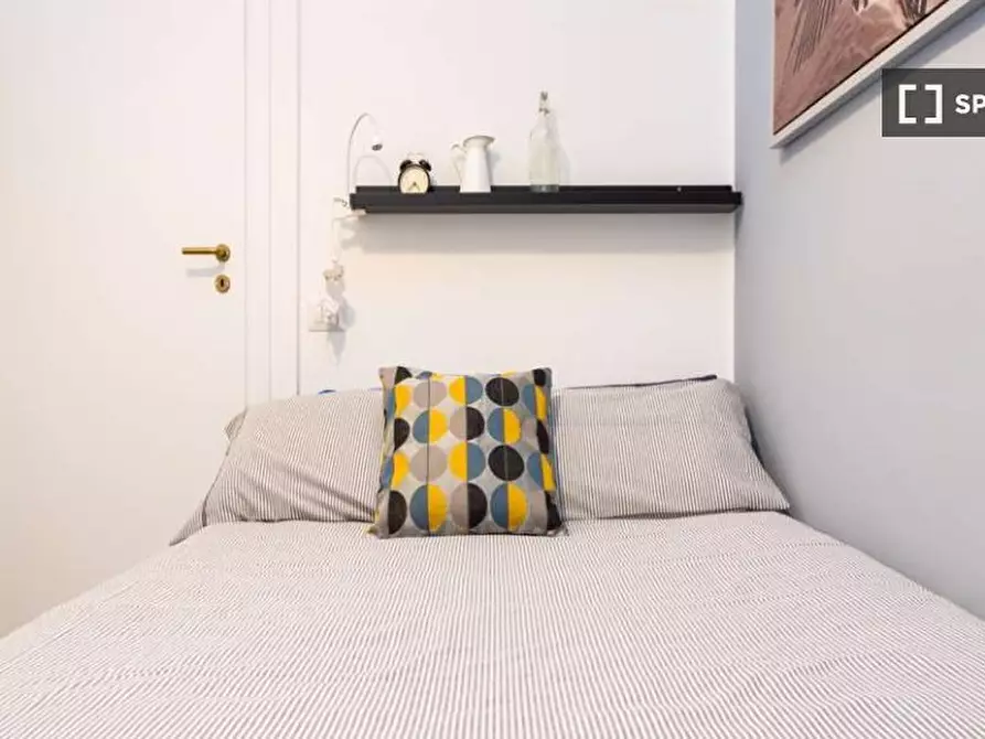 Immagine 1 di Camera condivisa in affitto  in Via Saverio Mercadante a Milano