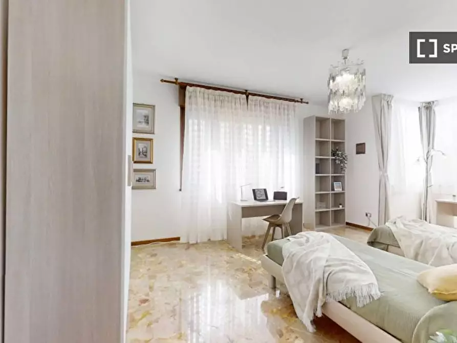 Immagine 5 di Camera condivisa in affitto  in VIA alfieri a Padova