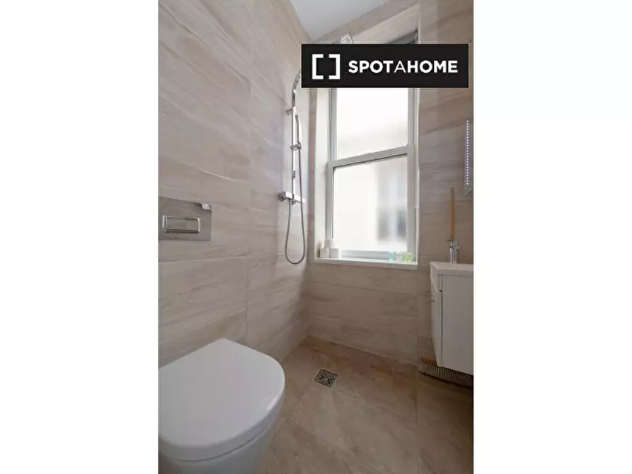 Immagine 7 di Appartamento in affitto  in Flat a Hackney