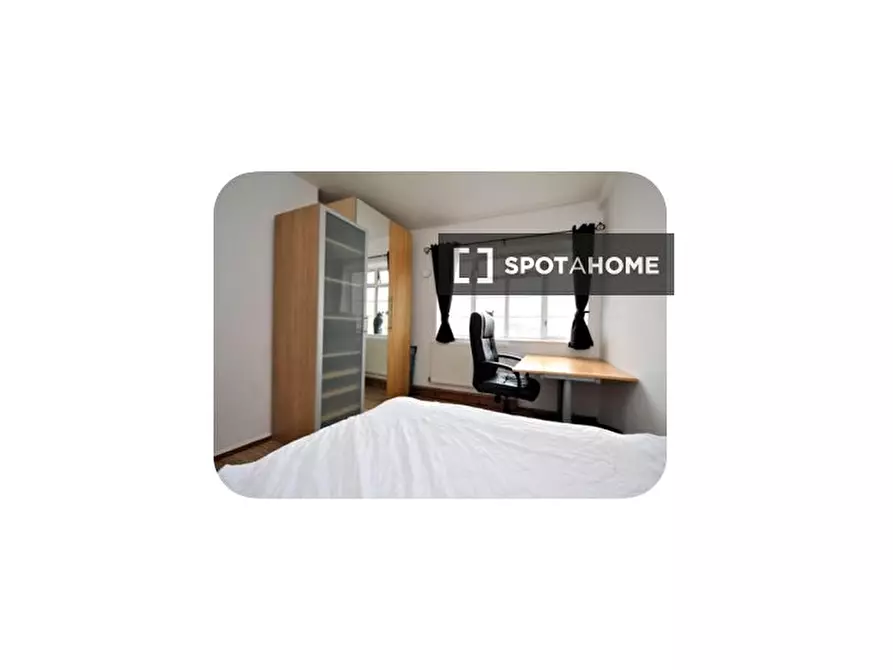 Immagine 11 di Appartamento in affitto  in 48 Arbour Square, London E1 0PP a Poplar