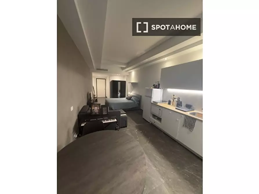 Immagine 8 di Ufficio in affitto  in Via Rosolino Pilo a Milano