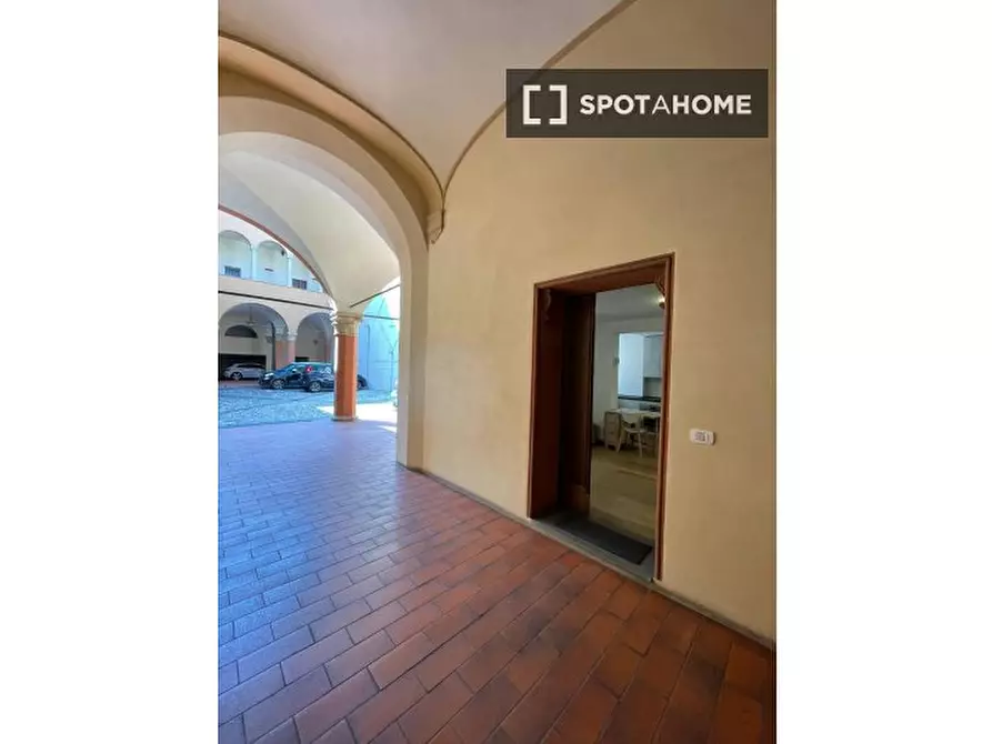Immagine 3 di Appartamento in affitto  in Via Barberia a Bologna
