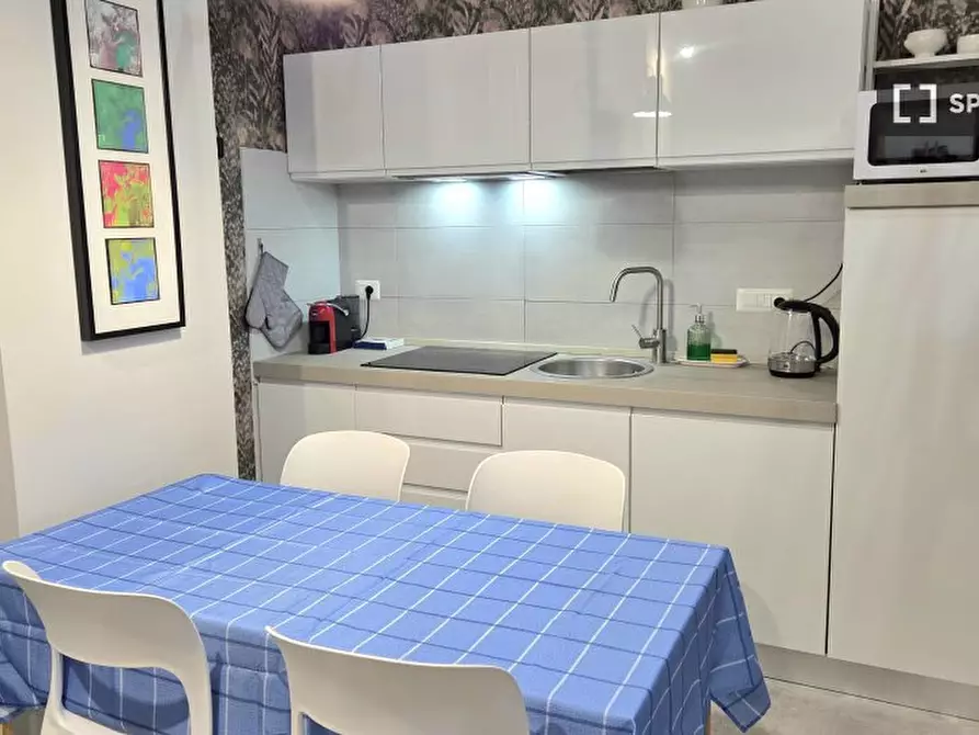 Immagine 4 di Ufficio in affitto  in Via Cicco Simonetta a Milano