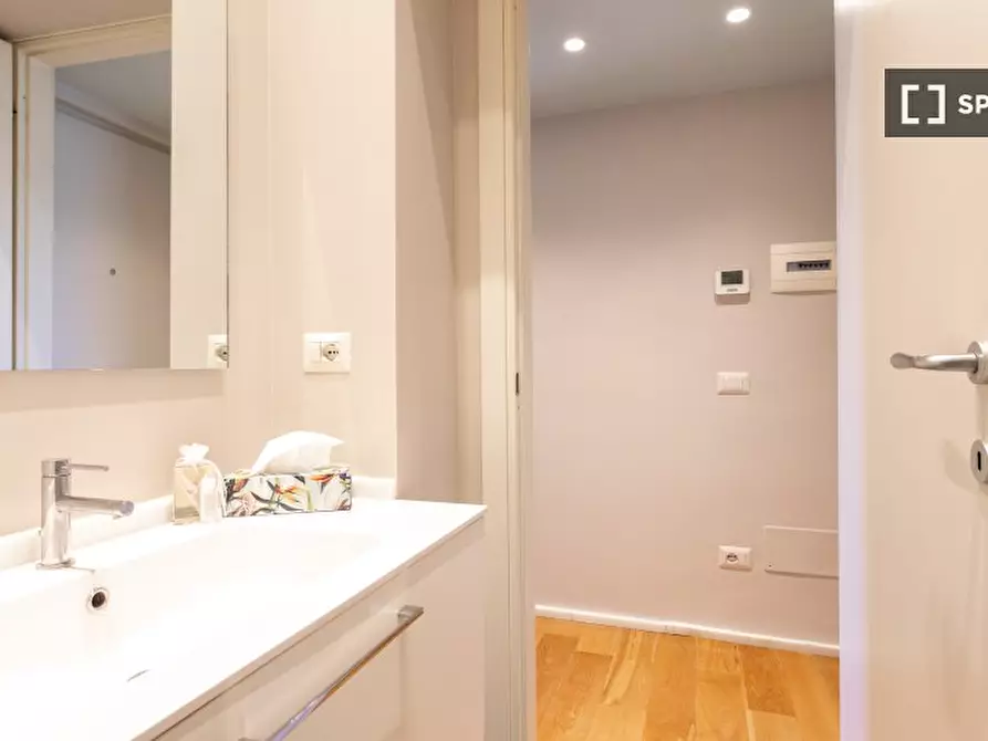 Immagine 10 di Ufficio in affitto  in V.le Sabotino a Milano