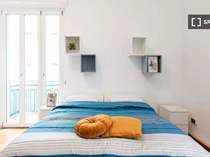 Immagine 2 di Camera condivisa in affitto  in Via Nino Bixio a Milano