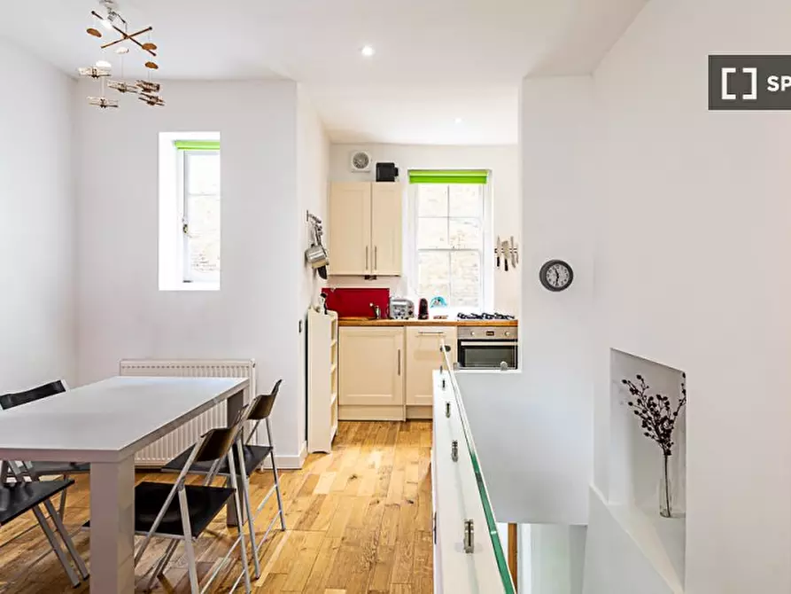 Immagine 16 di Appartamento in affitto  in Leo Yard a Islington