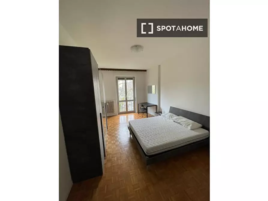 Immagine 15 di Camera condivisa in affitto  in Via Privata Renzo e Lucia a Milano