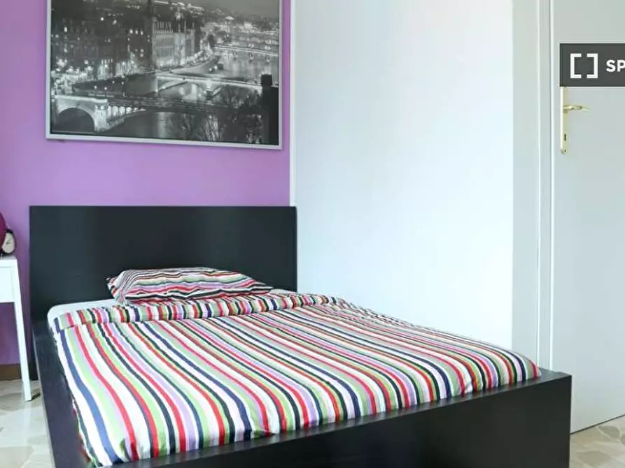 Immagine 2 di Camera condivisa in affitto  in Via Salvatore Barzilai a Milano