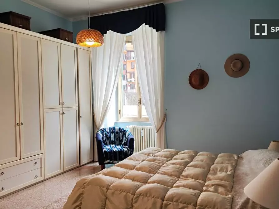 Immagine 16 di Camera condivisa in affitto  in Via Francesco Valesio a Roma