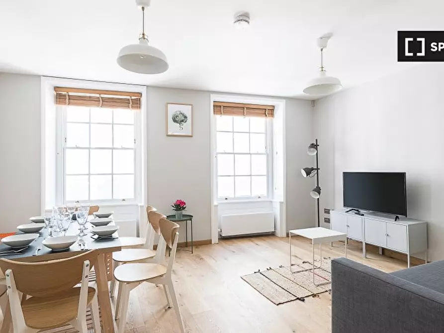 Immagine 2 di Appartamento in affitto  in Red Lion St a Camden Town