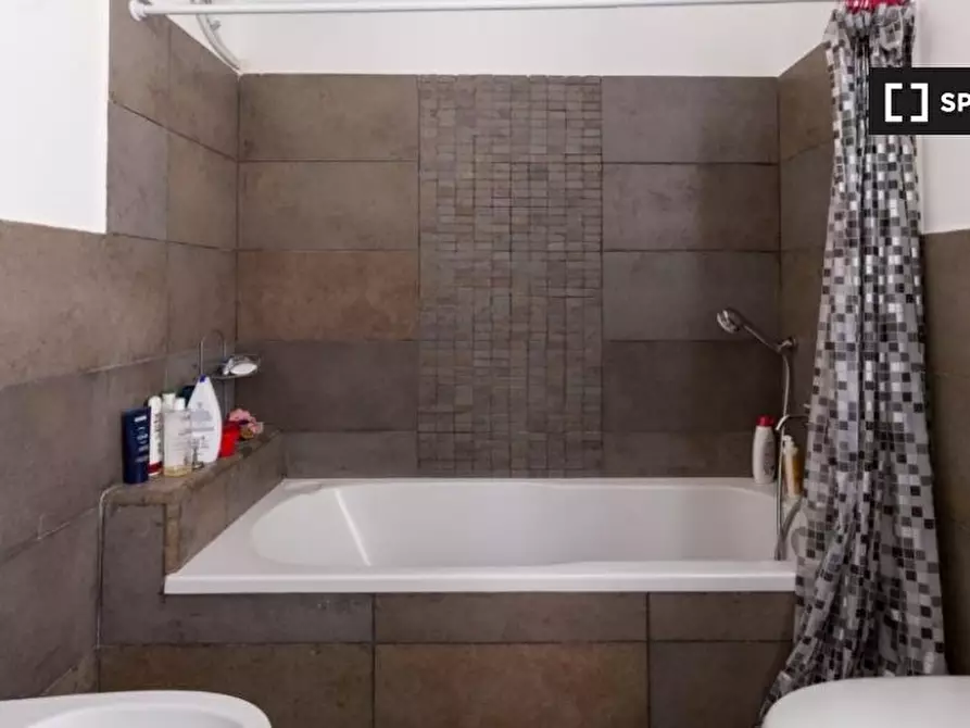 Immagine 6 di Camera condivisa in affitto  in Via Filippi, 00146 Roma RM, Italy a Roma