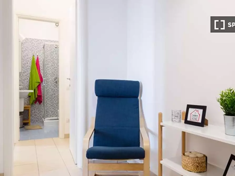 Immagine 10 di Camera condivisa in affitto  in Via Gardone a Milano