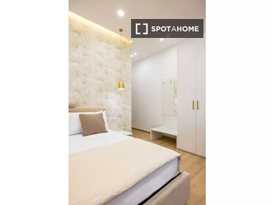 Immagine 5 di Ufficio in affitto  in Via Benedetto Cairoli a Napoli