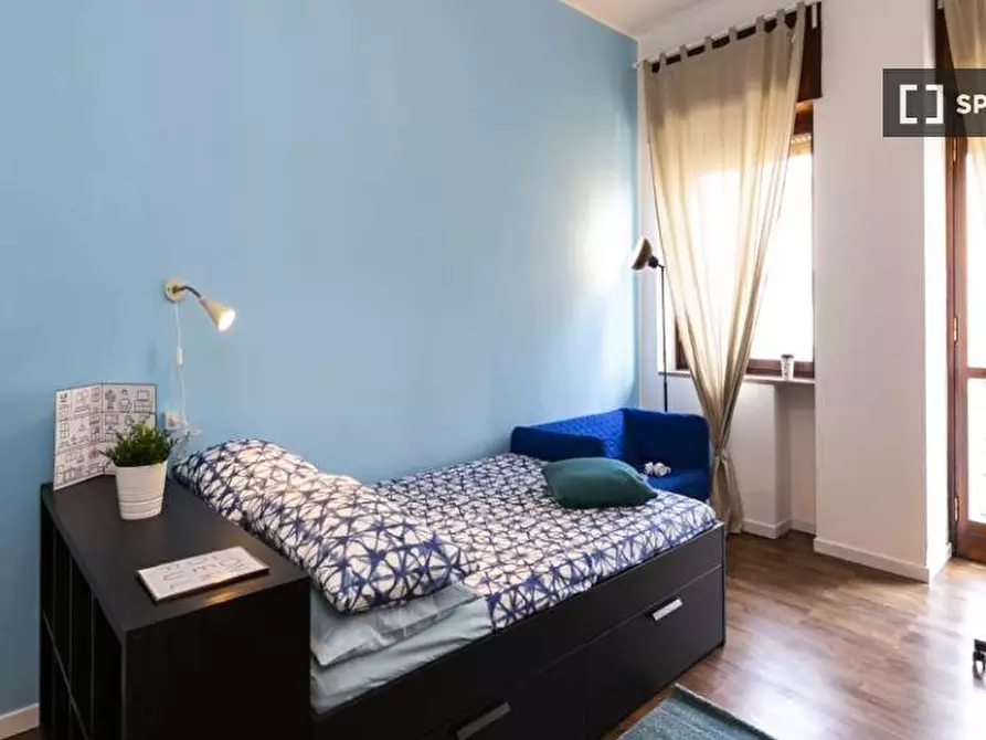 Immagine 5 di Camera condivisa in affitto  in Viale Beatrice D'Este a Milano