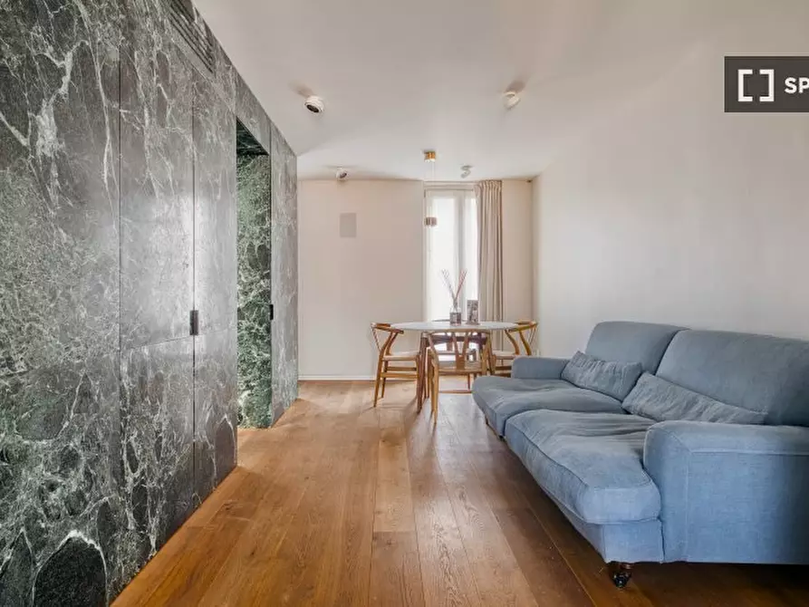 Immagine 1 di Appartamento in affitto  in V. Archimede a Milano