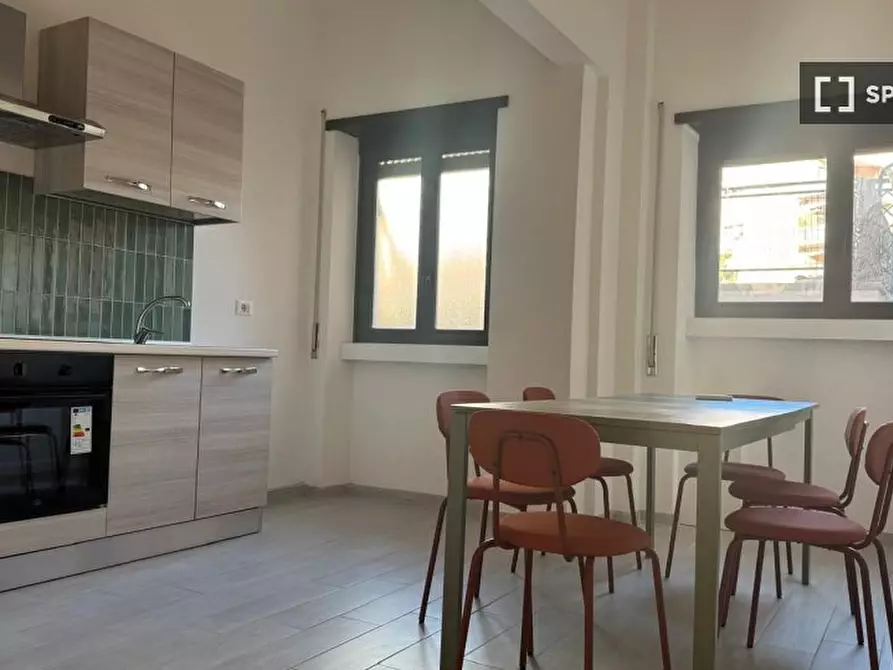 Immagine 4 di Camera condivisa in affitto  in Via Gregorio VII a Roma