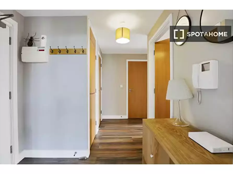 Immagine 10 di Appartamento in affitto  in Wharf Ln a Poplar