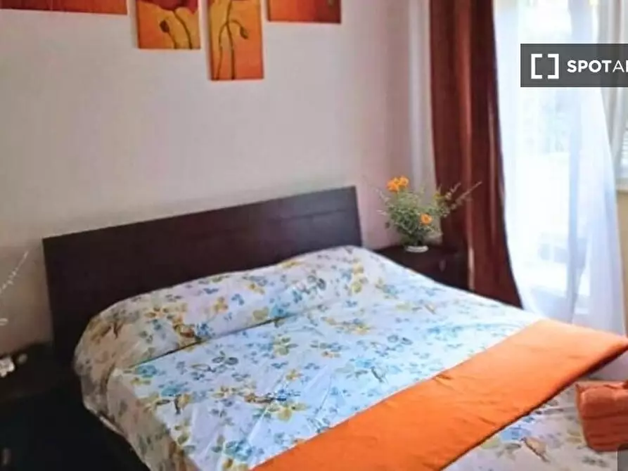 Immagine 10 di Camera condivisa in affitto  in Via Salvatore d'Amelio a Roma
