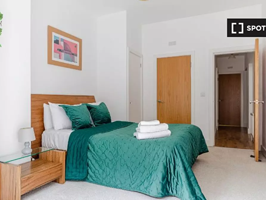 Immagine 4 di Appartamento in affitto  in Apartment a Kensington