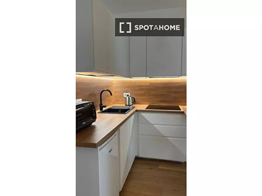 Immagine 6 di Appartamento in affitto  in Via di Monte del Gallo a Roma