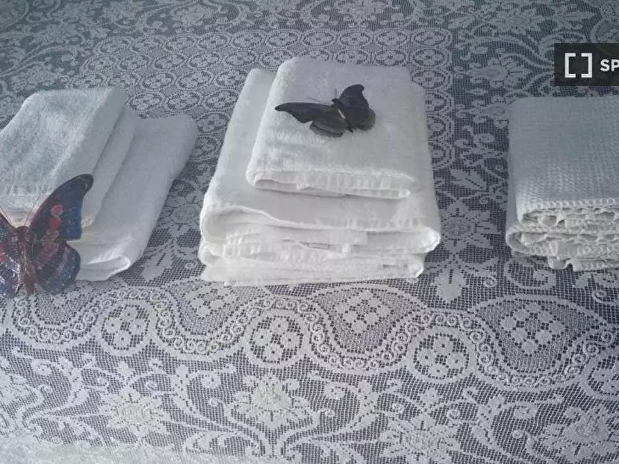 Immagine 5 di Camera condivisa in affitto  in Via Santa Maria delle Grazie a Loreto a Napoli