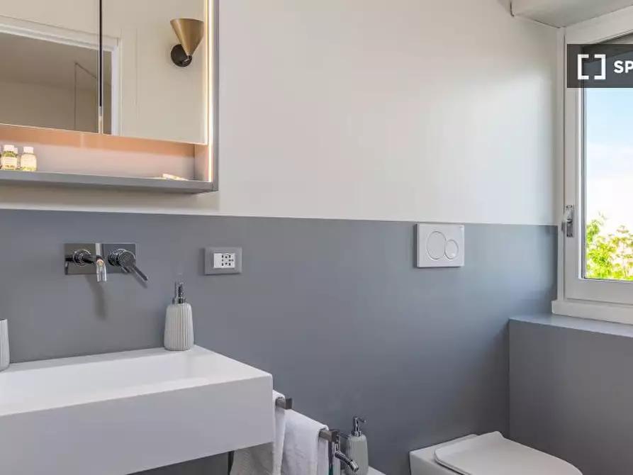 Immagine 3 di Ufficio in affitto  in Corso di Porta Romana a Milano