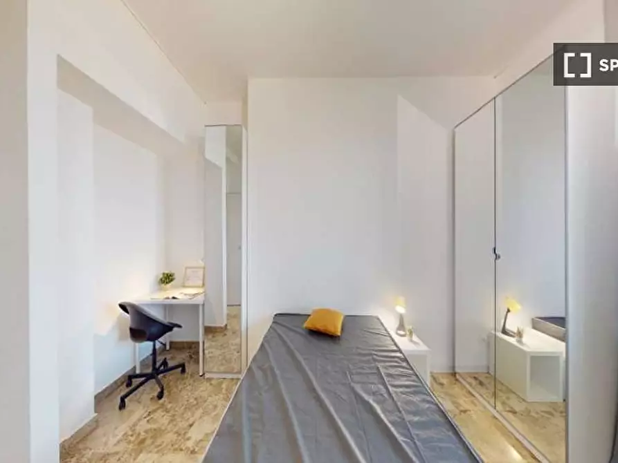 Immagine 1 di Camera condivisa in affitto  in Viale Molise a Milano