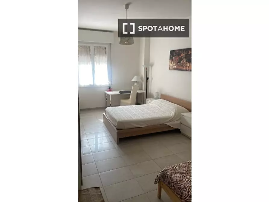 Immagine 1 di Camera condivisa in affitto  in Via Irma Bandiera a Bologna