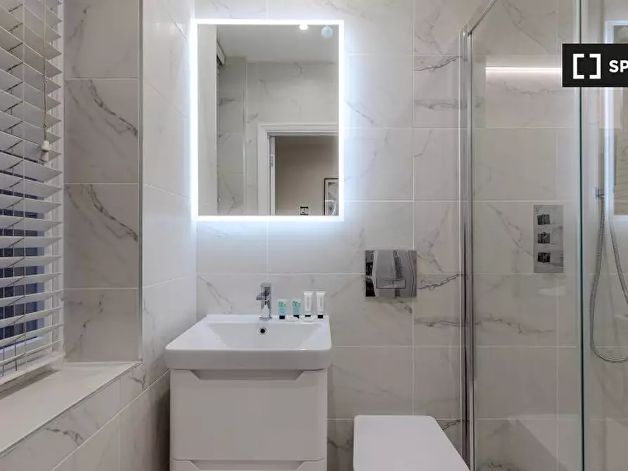 Immagine 15 di Appartamento in affitto  in -25 Nassau St a Paddington