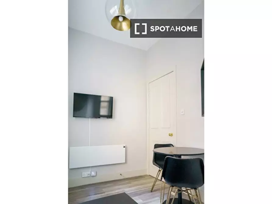 Immagine 18 di Appartamento in affitto  in Castle Wynd N a Old Town