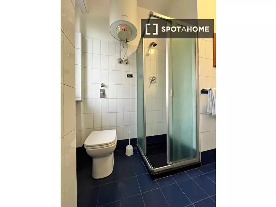 Immagine 12 di Camera condivisa in affitto  in Giovanni Maria a Milano