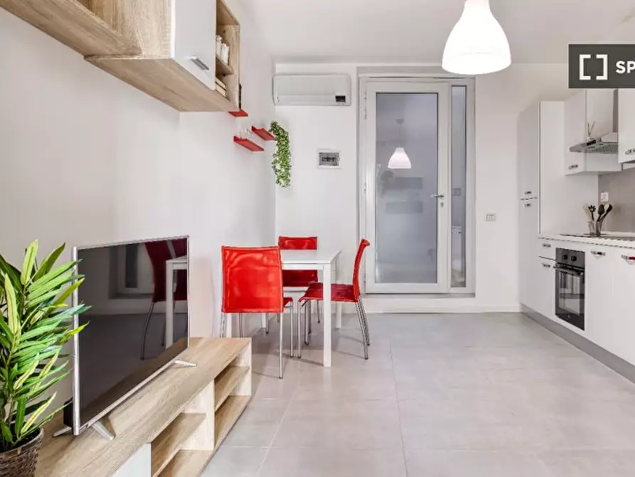 Immagine 12 di Appartamento in affitto  in Via Giovanni Battista Cassinis a Milano