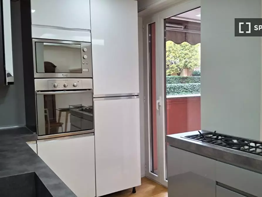 Immagine 13 di Appartamento in affitto  in Via John Fitzgerald Kennedy a Caronno Pertusella