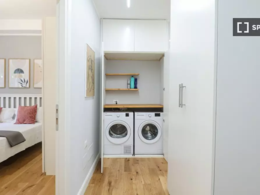 Immagine 4 di Camera condivisa in affitto  in Via Casilina a Roma