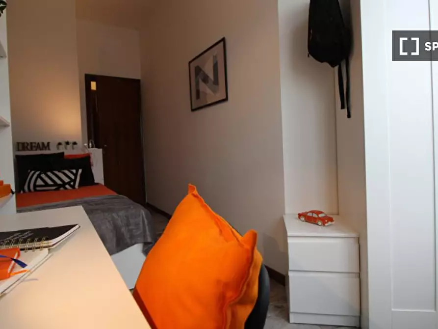 Immagine 6 di Camera condivisa in affitto  in Laura Bassi Veratti a Bologna