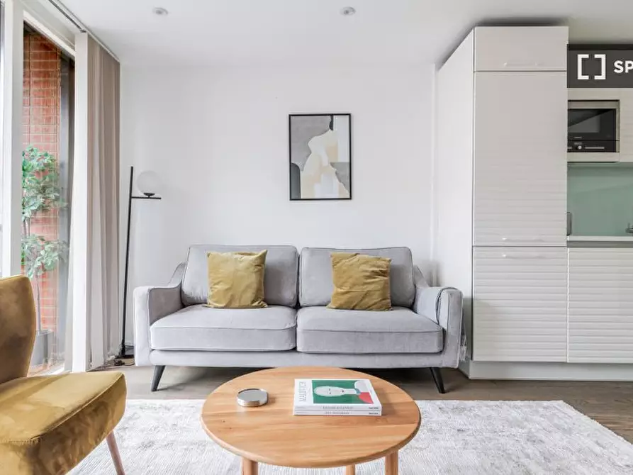 Immagine 2 di Appartamento in affitto  in Central St a Islington
