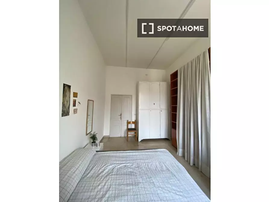 Immagine 11 di Camera condivisa in affitto  in Via Agrigento a Roma